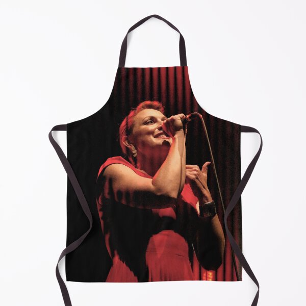 Aperçu de l'œuvre r3375 / finition 2021 - Chanteuse de Légende - Photo Okaio Créations Olavia-Olao créée et vendue par o.okaïo.