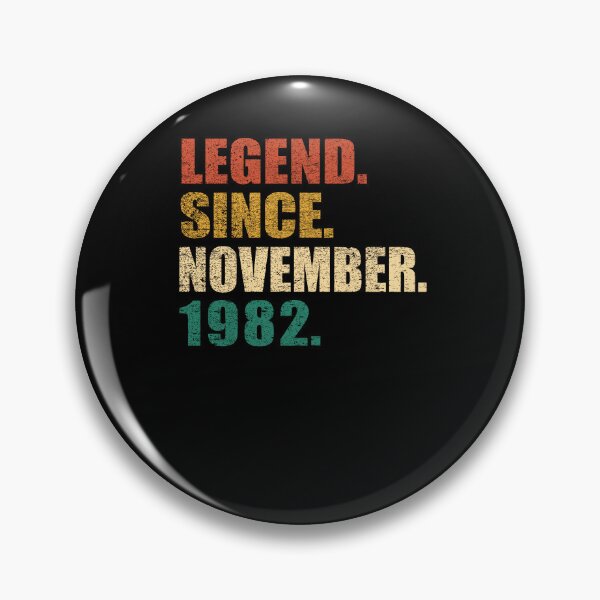 Artikelvorschau, 40 Years of Being Awesome Outfit zum 40. Geburtstag November 1982 entworfen und verkauft von Leslie Smith.