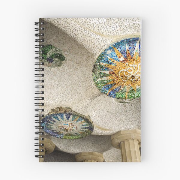 Artikelvorschau, Barcelona Gaudi Park Güell entworfen und verkauft von Angela Cini.