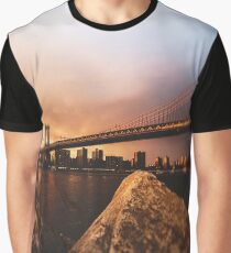 manhattan bridge in new york city Graphic T-Shirt