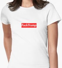 Camiseta entallada para mujer Logotipo de la caja suprema de Fuck Trump
