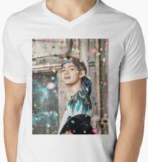 Kim Taehyung - BTS V Men's V-Neck T-Shirt