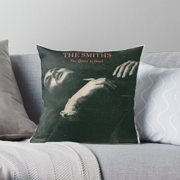 https://ih1.redbubble.net/image.3237880975.5541/throwpillow,small,600x-bg,f8f8f8-c,0,120,600,600.jpg