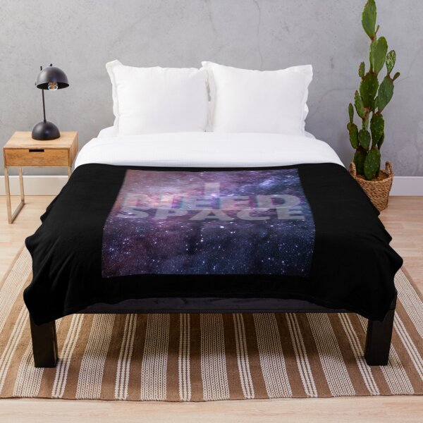 Aperçu de l'œuvre J'ai besoin d'espace - Galaxie étoilée violette créée et vendue par Quirkdom.
