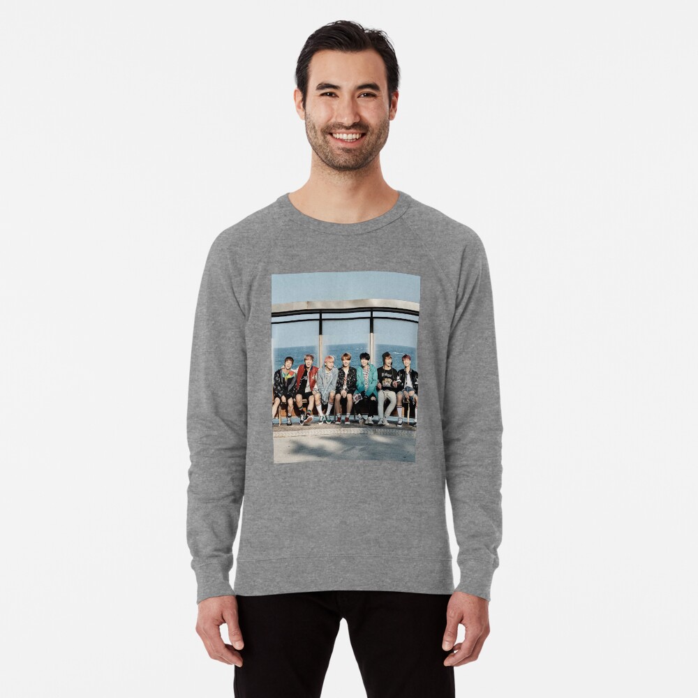 Artikel-Vorschau von Leichter Pullover, designt und verkauft von yeongwonhikpop.