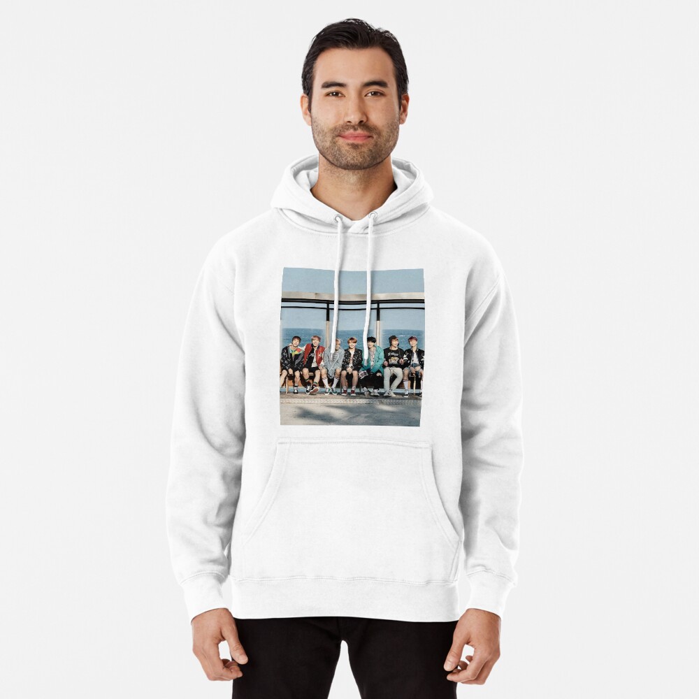Artikel-Vorschau von Hoodie, designt und verkauft von yeongwonhikpop.