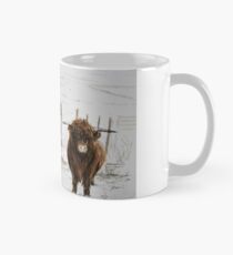 Highland cattle in snow (watercolour) Classic Mug