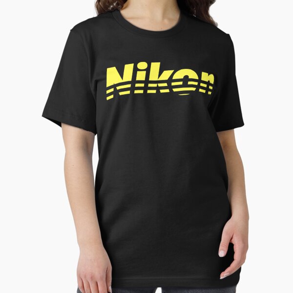 Artikel-Vorschau von Klassisches T-Shirt mit gelbem Nikon-Logo, designt und verkauft von GregorEberle.