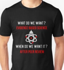 Camiseta ajustada Científicos marchan sobre Washington ciencia basada en evidencia