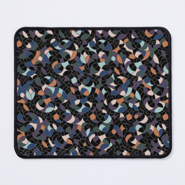 Artikelvorschau, Mosaik in Schwarz entworfen und verkauft von CelCorDesigns.