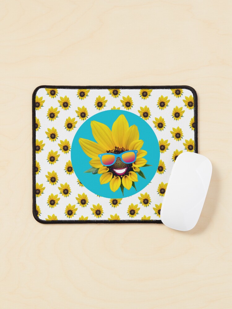 Thumbnail 1 von 5, Mauspad, Sonnenblume mit Sonnenbrille und Lächeln designt und verkauft von ImNotBusyBerlin.