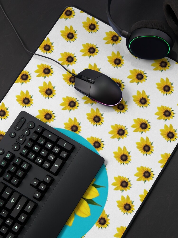 Thumbnail 4 von 5, Mauspad, Sonnenblume mit Sonnenbrille und Lächeln designt und verkauft von ImNotBusyBerlin.