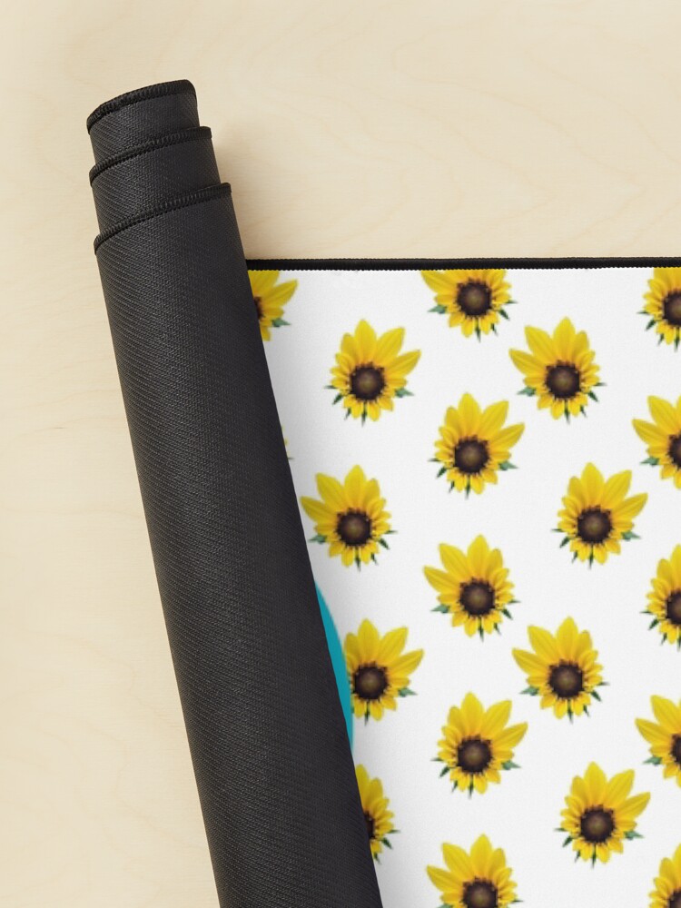 Thumbnail 2 von 5, Mauspad, Sonnenblume mit Sonnenbrille und Lächeln designt und verkauft von ImNotBusyBerlin.