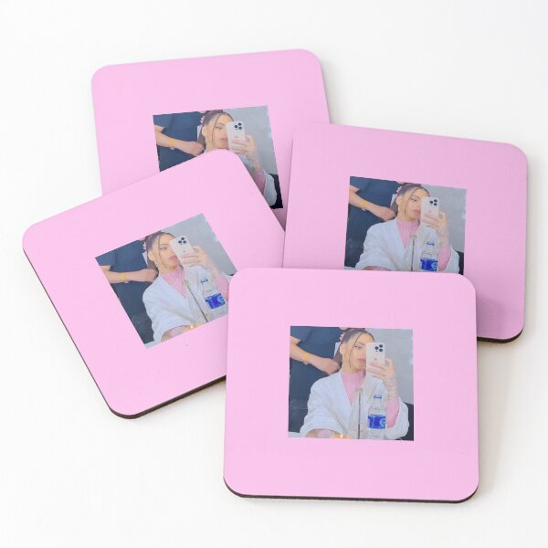 Item preview, selfie designed and sold by TiniBelgicaFCO.