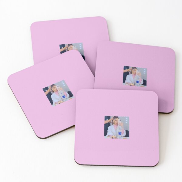 Item preview, selfie designed and sold by TiniBelgicaFCO.