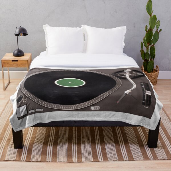 Item preview, record player designed and sold by Angel Proev.