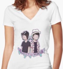 EverymanHYBRID - Kaninchen oder HABIT? Tailliertes T-Shirt mit V-Ausschnitt