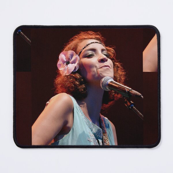 Item preview, r735/ Singer : 22 Gaby Moreno - photo Okaio Créations - Olavia-Olao designed and sold by o.okaïo.