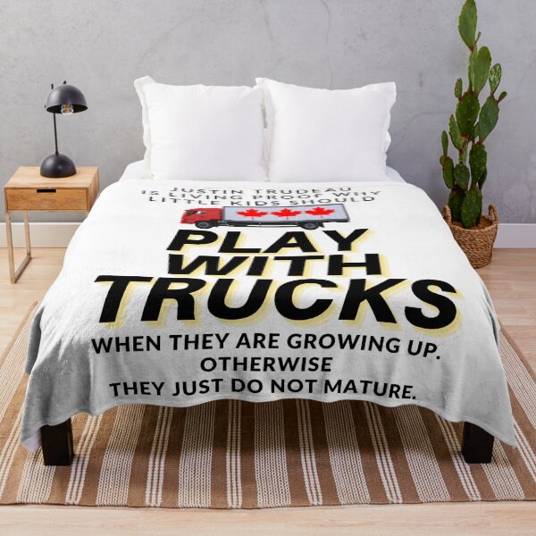 Artikelvorschau, Justin Trudeau ist der lebende Beweis, warum kleine Kinder mit schwarzem Text von Trucks spielen sollten entworfen und verkauft von TWMBDesigns.