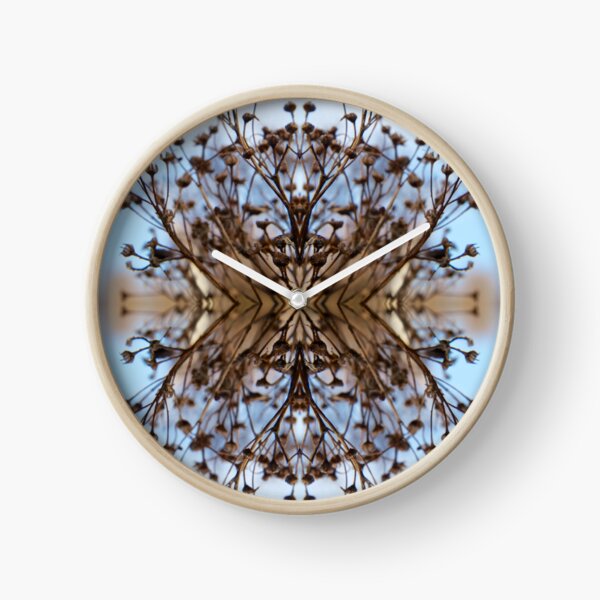 Saturnalien Structure #3 Clock