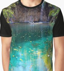 Lake panorama Graphic T-Shirt
