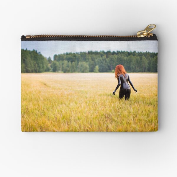 Project L: The field Zipper Pouch