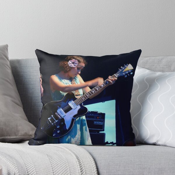 Item preview, r733/ Singer : 24   Gaby  Moreno -  photo Okaio Créations - Olavia-Olao  designed and sold by o.okaïo.