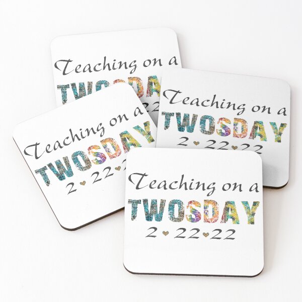 Aperçu de l'œuvre Meilleur Twosday Ever 2-2-2022 Tuesday - Idée cadeau Happy Twosday Tee Design pour les enseignants créée et vendue par Prince - Bestseller ★★★★★.