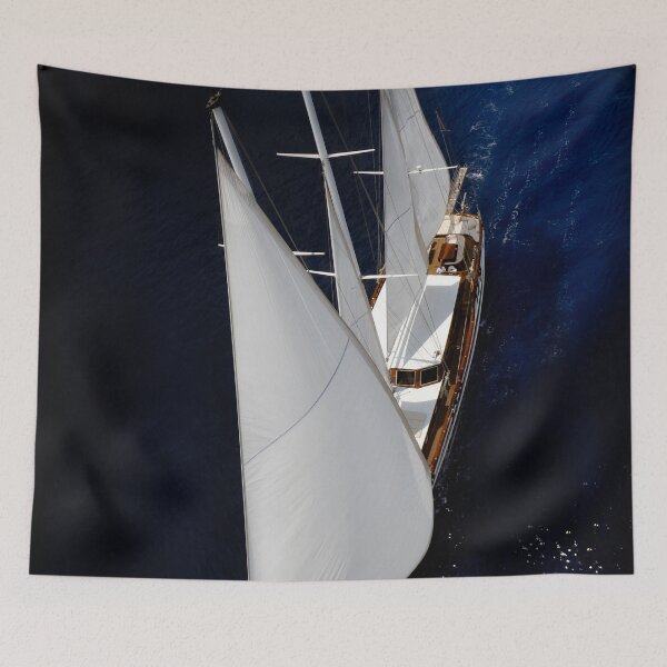 Artikelvorschau, sailboat sailing entworfen und verkauft von laikaincosmos.