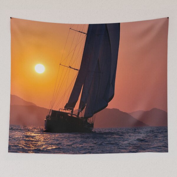 Artikelvorschau, big sailboat sailing entworfen und verkauft von laikaincosmos.