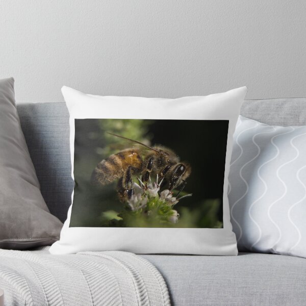Item preview, Abeja con Polen designed and sold by gerardofm4.