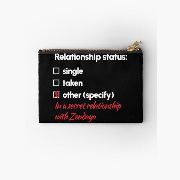 Aperçu de l'œuvre Zendaya - Relationship 2 créée et vendue par 2Girls1Shirt.