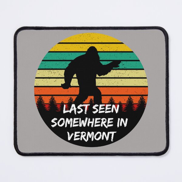 Artikel-Vorschau von Big Foot - Zuletzt gesehen irgendwo in Vermont, designt und verkauft von Losthorsedesign.