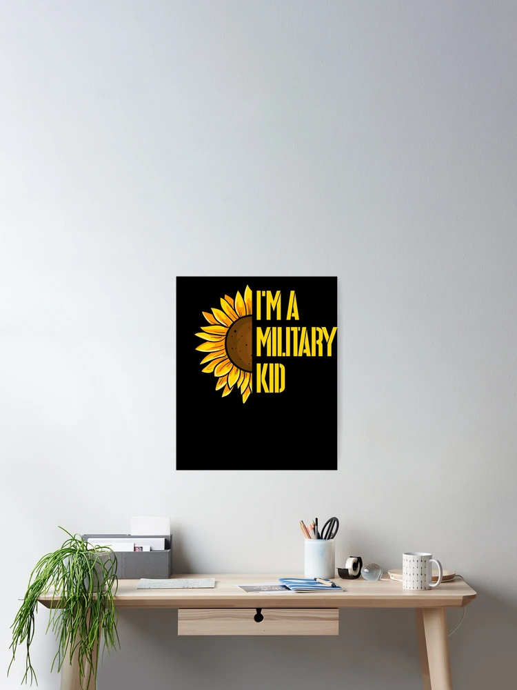 Imagen 2 de 3, Póster con la obra I'm A Military Kid Sunflower Military Child Month Purple Up Gear, diseñada y vendida por DynamicDesign.