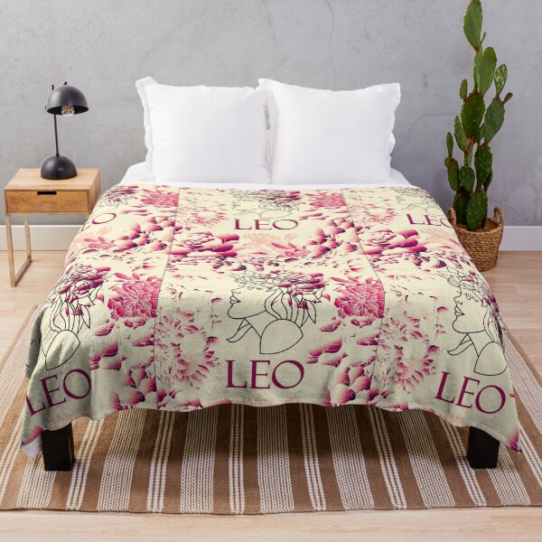 Aperçu de l'œuvre Lion Zodiaque Rose Vintage Fantasy Design Horoscope Design créée et vendue par NihaCollection.