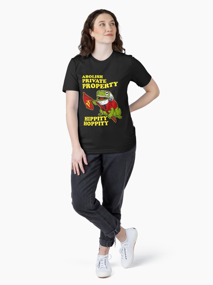 Imagen 4 de 7, Camiseta esencial con la obra Hippity Hoppity Abolir, diseñada y vendida por Ratangedi.