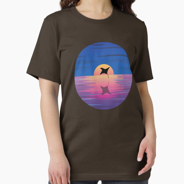 Devil ray silhouette with ocean sunset Essential T-Shirt