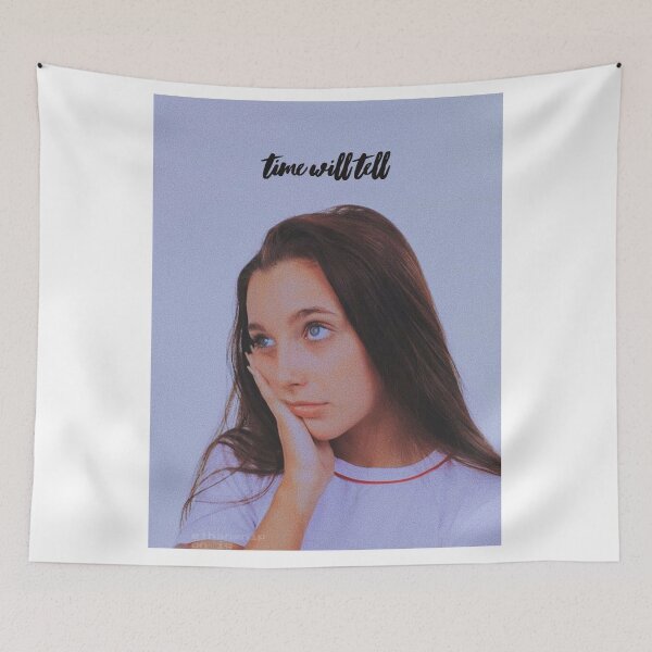 Artikelvorschau, EMMA CHAMBERLAIN-PLAKAT entworfen und verkauft von kskksmmsnshbs.