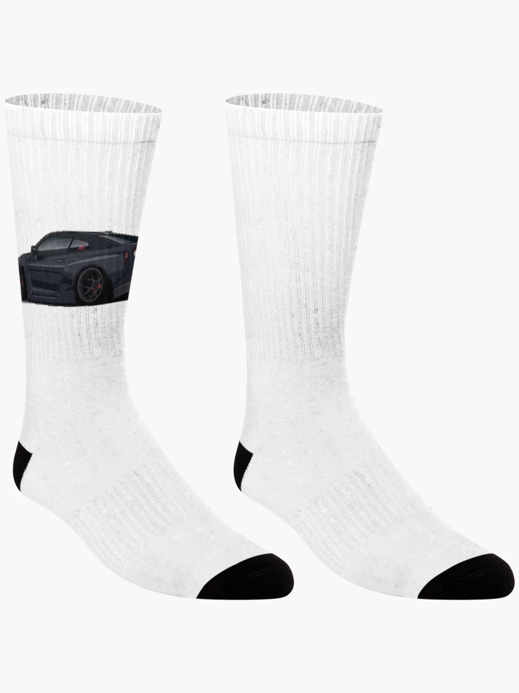 Aperçu 3 sur 5. Chaussettes avec l'œuvre GT-R R-35 créée et vendue par Teesigned.