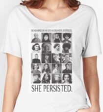 Camiseta ancha Sin embargo, ella persistió