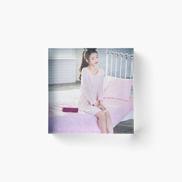 Item preview, IU designed and sold by KevYJ.