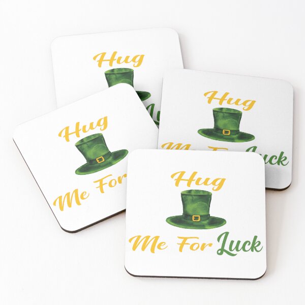 Aperçu de l'œuvre Hug Me For Luck Shirt fo man and woman créée et vendue par good-Designed.