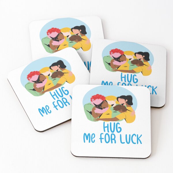 Aperçu de l'œuvre Hug Me For Luck Shirt fo man and woman créée et vendue par good-Designed.