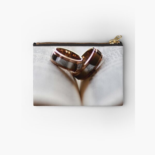 Item preview, love in the air designed and sold by Maviyashdrz.