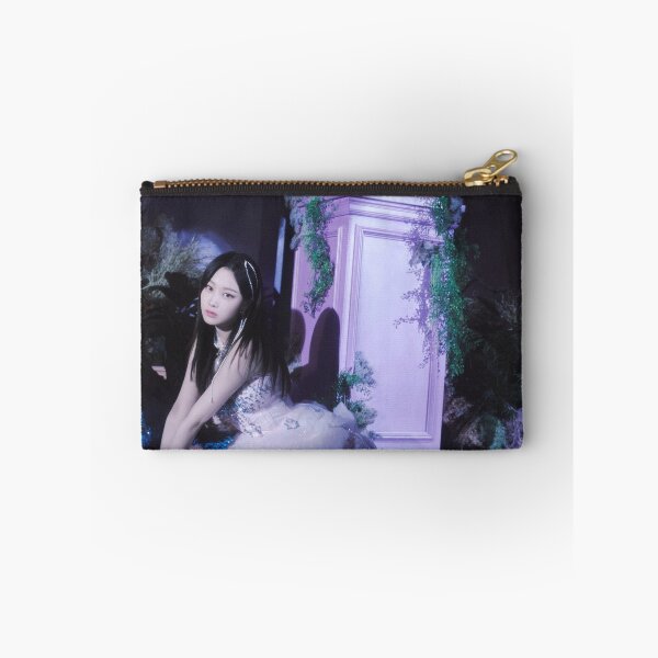 Item preview, GISELLE PHOTOCARD AESPA designed and sold by Kpop Love.