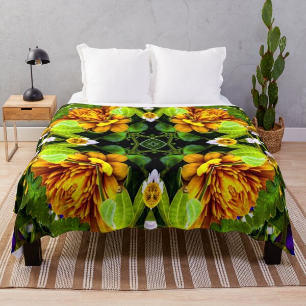 Item preview, Amor inmutable, patrón de flores de lirio. designed and sold by Patternflower.