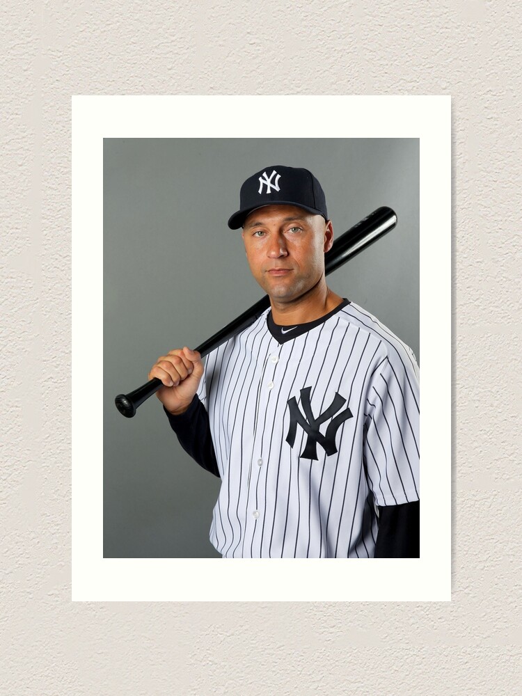 DEREK JETER HALL OF FAME LIMITED COLLECTORS EDITION SCULPTURE at