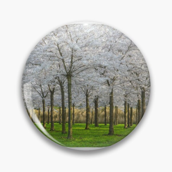 Artikelvorschau, Sunlight Clouds Lake Water River Hill entworfen und verkauft von mankelll.