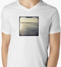 Anglesey evening Men's V-Neck T-Shirt