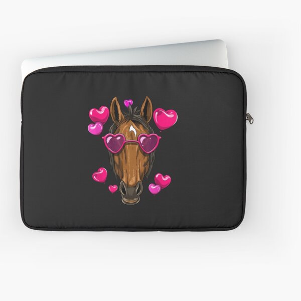 Aperçu de l'œuvre Amoureux des chevaux drôles de cheval de la Saint-Valentin créée et vendue par JakariEzer.